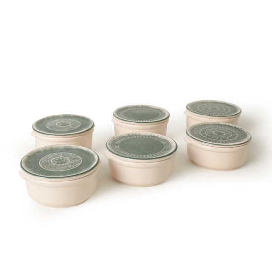 Керамичният комплект за закуска MAYA за 6 души