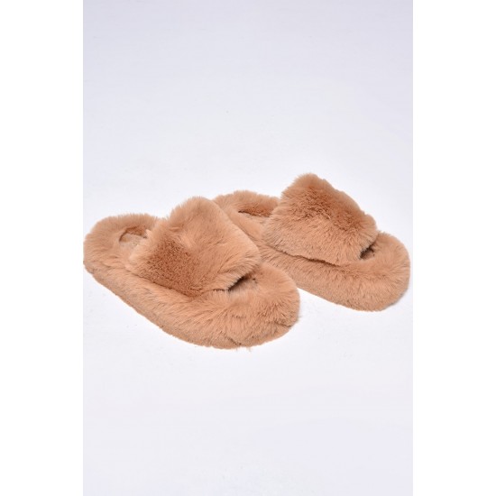 Дамски бежови зимни чехли с пух