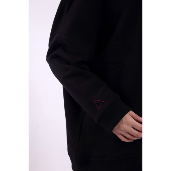 Дамски черен суичър с качулка