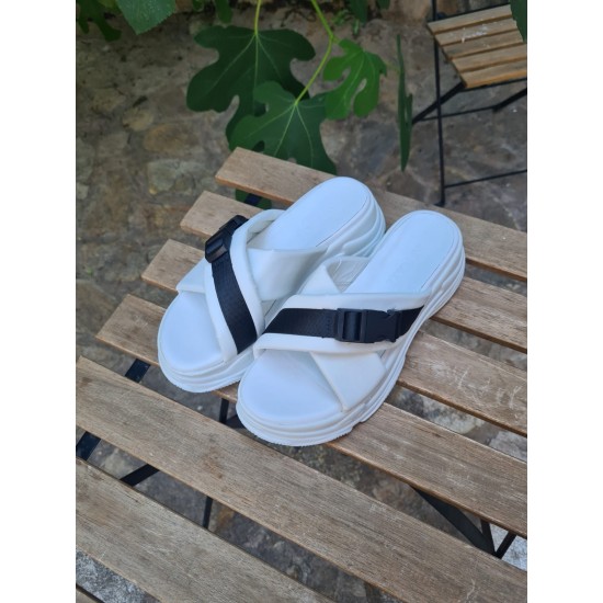  Дамски сандали с високо подметка