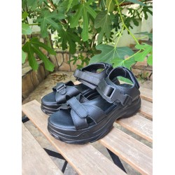 Дамски кожени сандали