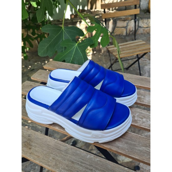  Дамски кожени сандали с висока подметка