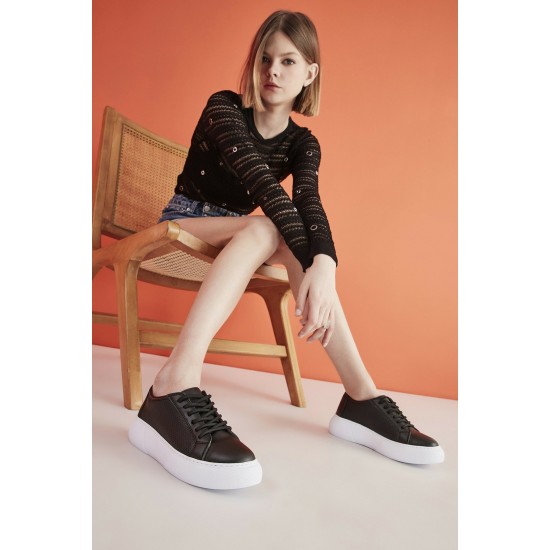 YAYA- Дамски черни кожени обувки 