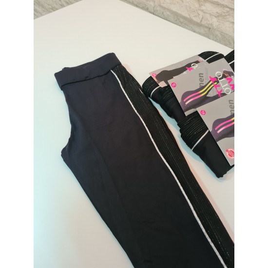 Дамски спортен клин в черно с интересен дизайн